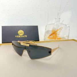 Picture of Versace Sunglasses _SKUfw55237972fw